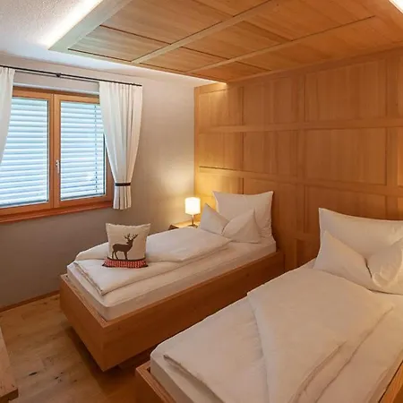 Smart Living Apartment *